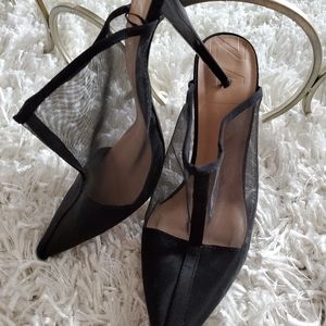 Gorgeous black stilettos